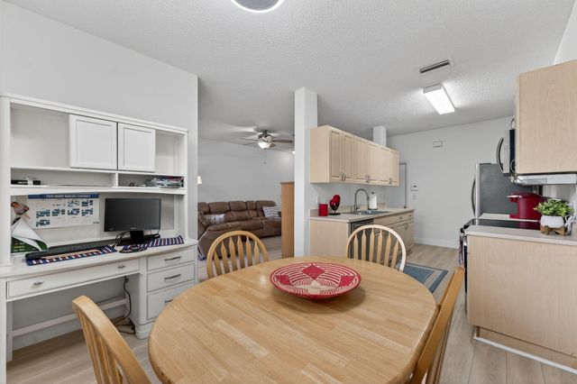 5927 NW 47th Way, Coconut Creek, FL 33073