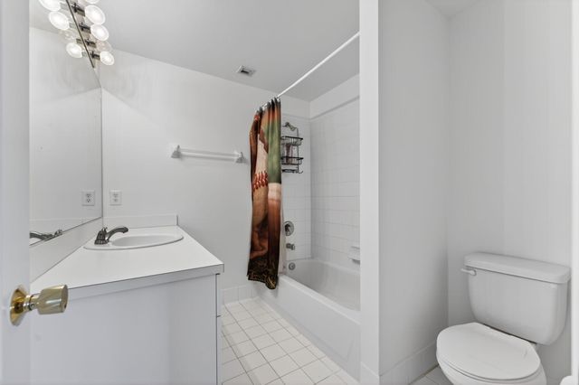 5927 NW 47th Way, Coconut Creek, FL 33073