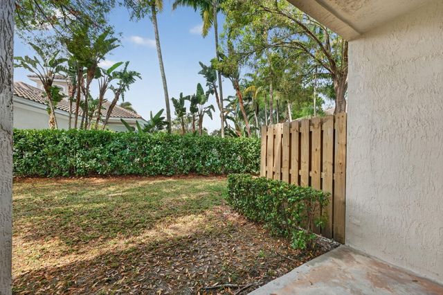 5927 NW 47th Way, Coconut Creek, FL 33073