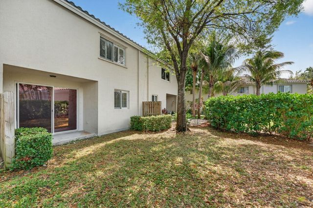 5927 NW 47th Way, Coconut Creek, FL 33073