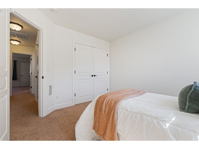 547 Sw ROCK CREEK Dr, Stevenson, WA 98648