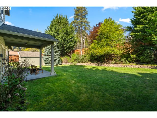 547 Sw ROCK CREEK Dr, Stevenson, WA 98648