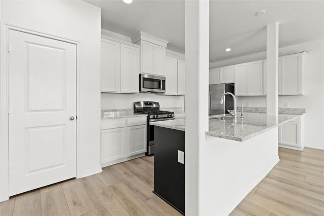 11707 Eclipse Drive, Willis, TX 77318