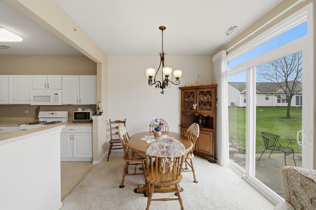 13531 YELLOW PINE Drive, Huntley, IL 60142