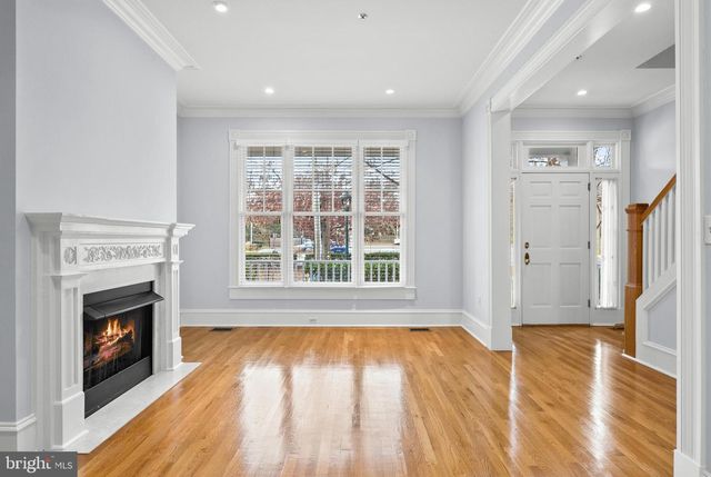 7465 ARLINGTON RD, Bethesda, MD 20814