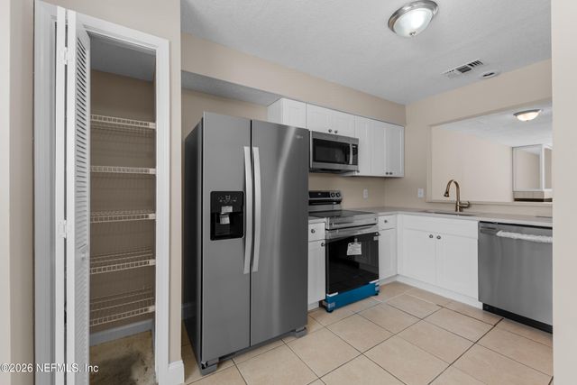 4259 POLO Court, Jacksonville, FL 32277