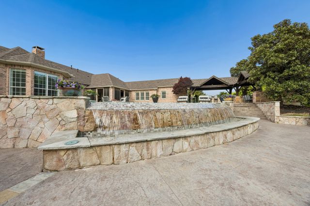 101 Weston Drive, Fairview, TX 75069