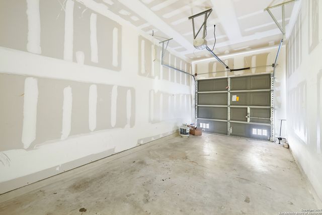 6223 W JOLIE CT, San Antonio, TX 78240