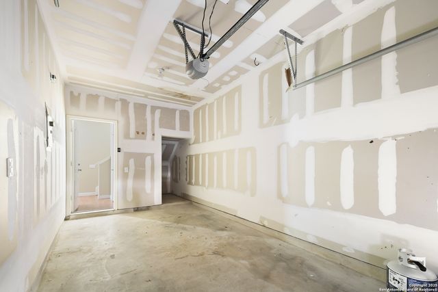 6223 W JOLIE CT, San Antonio, TX 78240