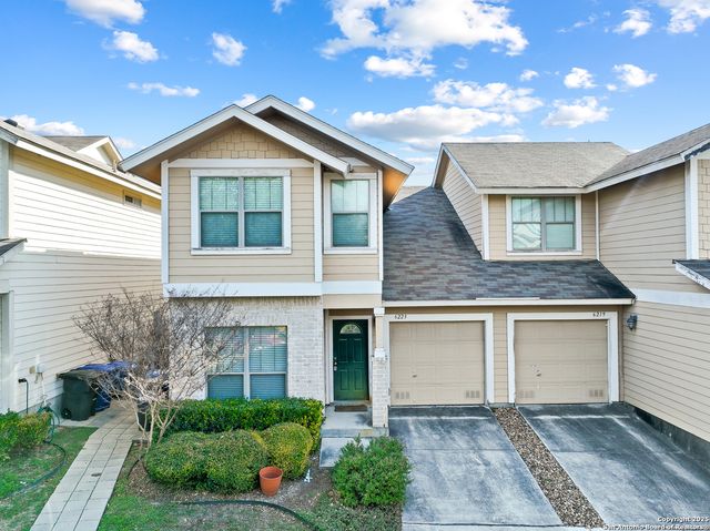 6223 W JOLIE CT, San Antonio, TX 78240