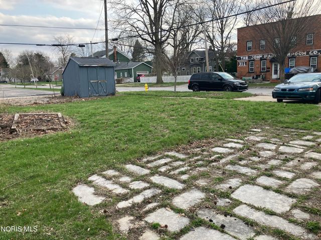 234 W Dudley Street, Maumee, OH 43537