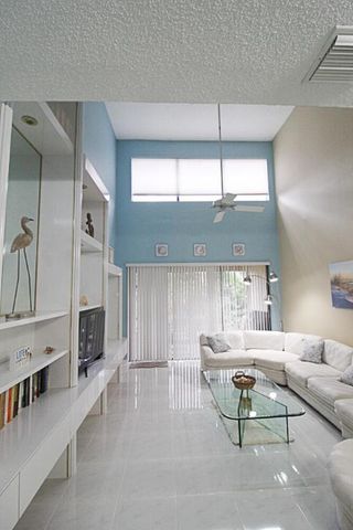 886 Windermere Way, Palm Beach Gardens, FL 33418