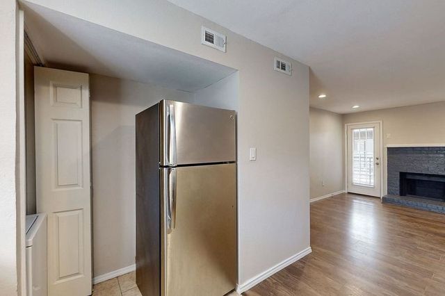 4545 Live Oak Street 114, Dallas, TX 75204