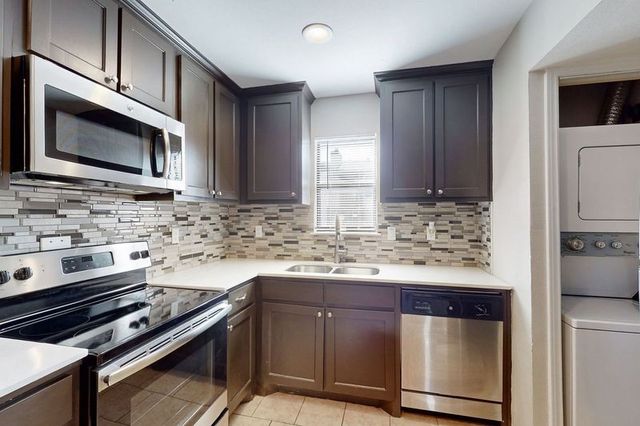 4545 Live Oak Street 114, Dallas, TX 75204