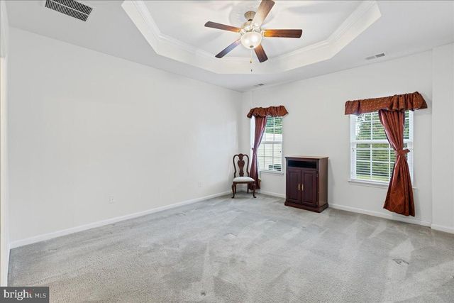 54 HEALS FARM RD, Burlington, NJ 08016