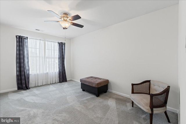 54 HEALS FARM RD, Burlington, NJ 08016