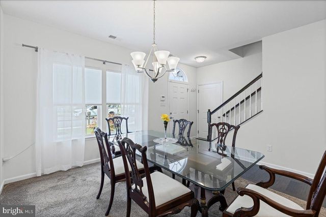 54 HEALS FARM RD, Burlington, NJ 08016