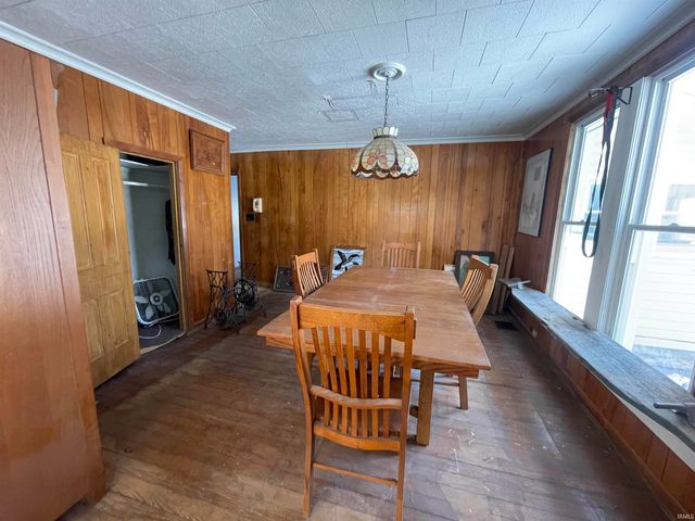 3542 W Division Road, Peru, IN 46970