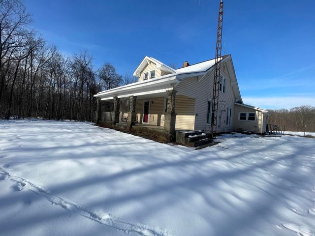 3542 W Division Road, Peru, IN 46970