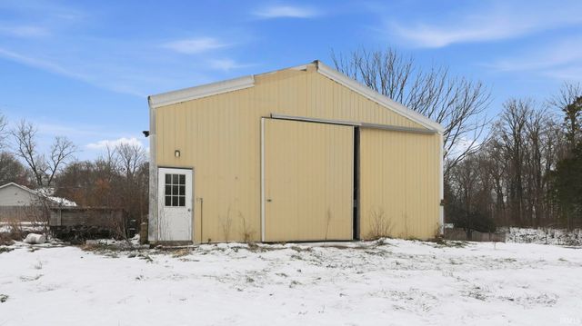 3542 W Division Road, Peru, IN 46970