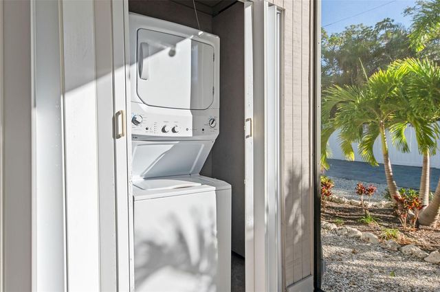 1704 WISCONSIN LANE, Sarasota, FL 34239