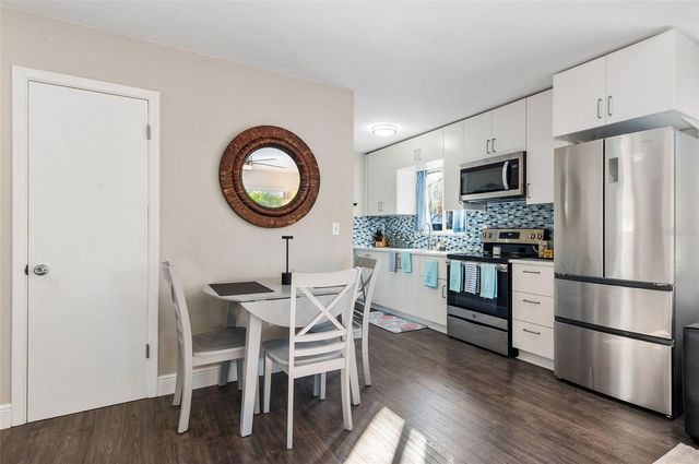 1704 WISCONSIN LANE, Sarasota, FL 34239