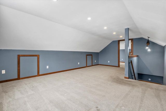 1608 N Grandview BOULEVARD, Waukesha, WI 53188