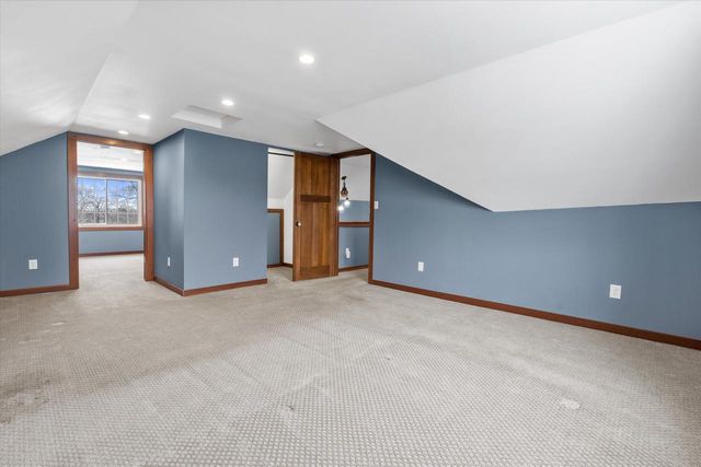 1608 N Grandview BOULEVARD, Waukesha, WI 53188