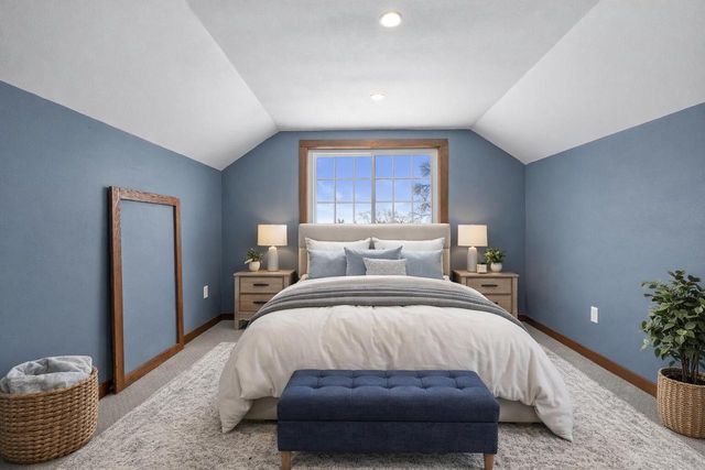 1608 N Grandview BOULEVARD, Waukesha, WI 53188