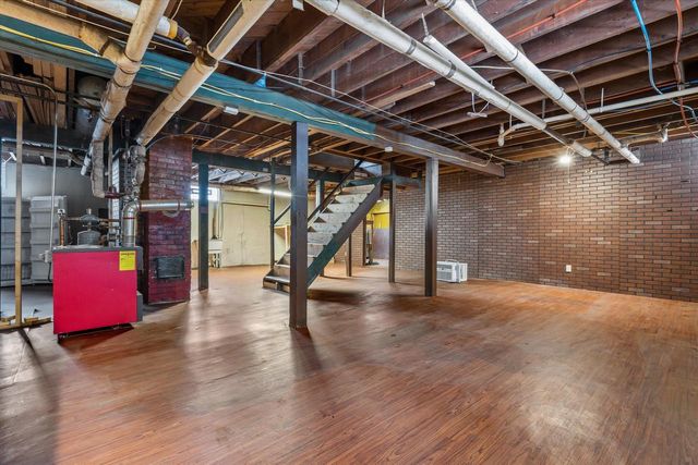 1608 N Grandview BOULEVARD, Waukesha, WI 53188