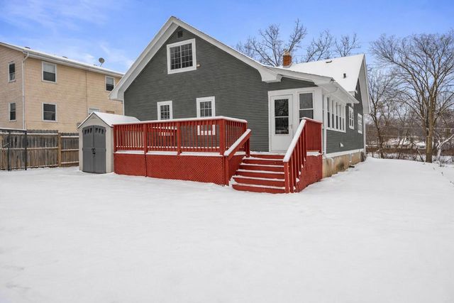 1608 N Grandview BOULEVARD, Waukesha, WI 53188