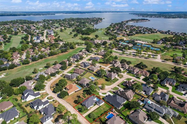 110 Bent Tree Lane, Montgomery, TX 77356