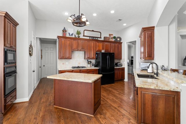 110 Bent Tree Lane, Montgomery, TX 77356