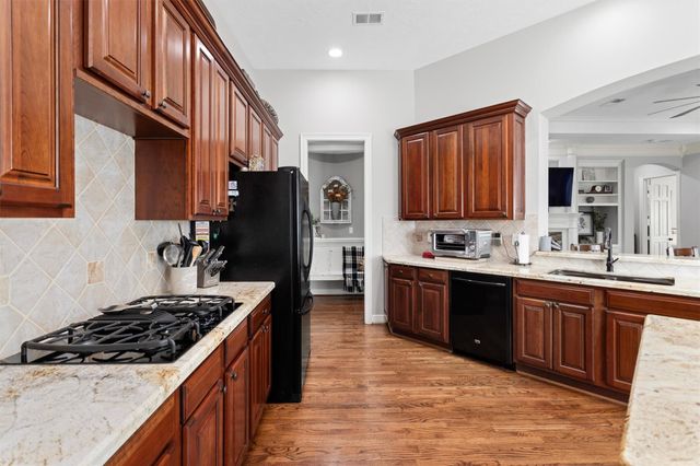 110 Bent Tree Lane, Montgomery, TX 77356