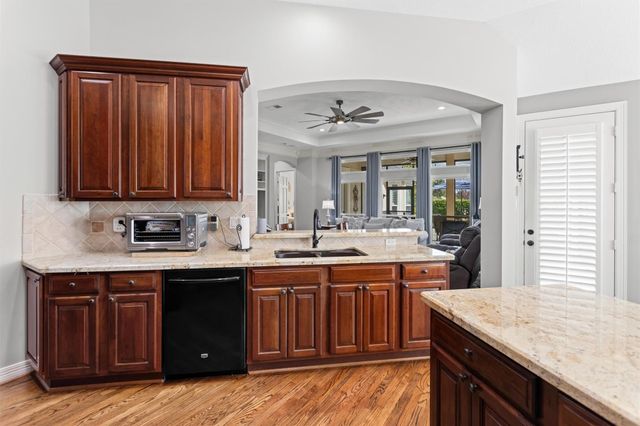 110 Bent Tree Lane, Montgomery, TX 77356