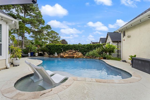 110 Bent Tree Lane, Montgomery, TX 77356