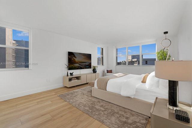 9111 E Bay Harbor Dr PH-D, Bay Harbor Islands, FL 33154