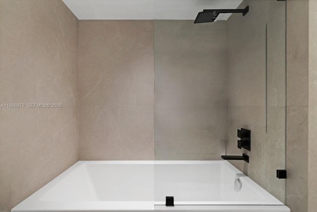 9111 E Bay Harbor Dr PH-D, Bay Harbor Islands, FL 33154