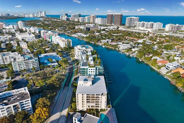 9111 E Bay Harbor Dr PH-D, Bay Harbor Islands, FL 33154