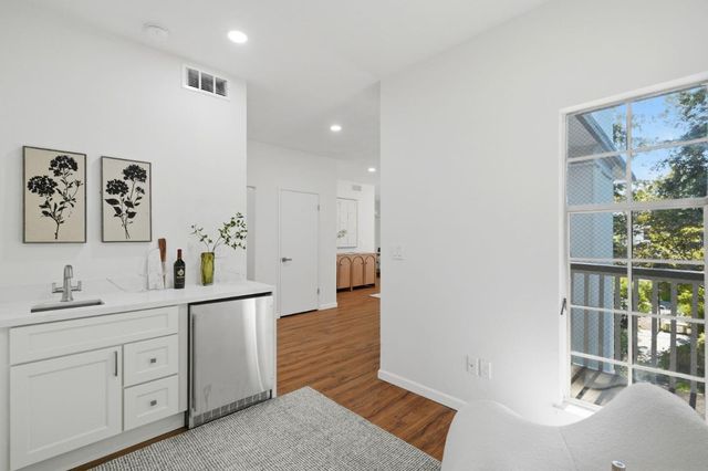 1248 Woodside Road, Redwood City, CA 94061