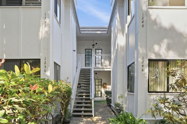 1248 Woodside Road, Redwood City, CA 94061