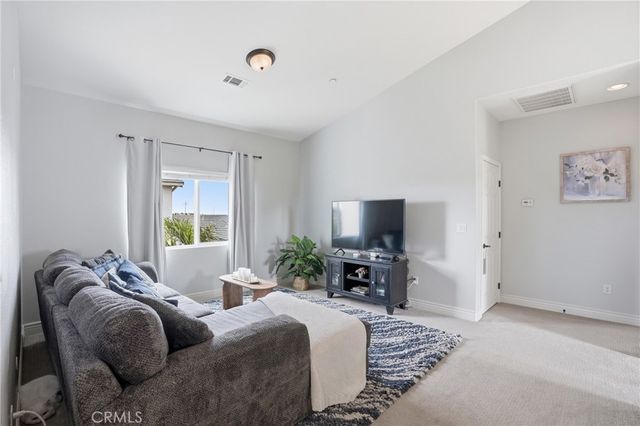 1567 S Varick Street, Santa Maria, CA 93458