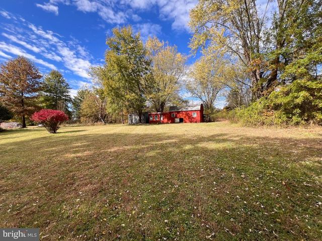 600 HOLLOW HORN RD, Ottsville, PA 18942