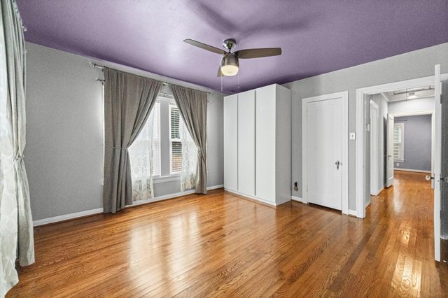 6050 Penrose Avenue, Dallas, TX 75206