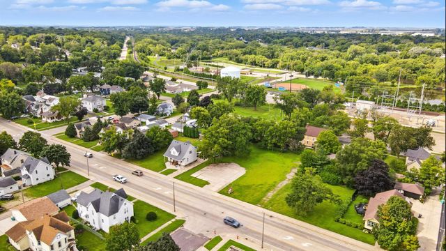 330 S Oak Avenue, Owatonna, MN 55060