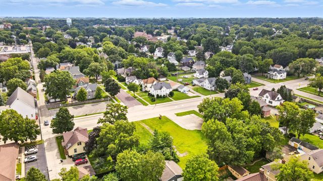 330 S Oak Avenue, Owatonna, MN 55060