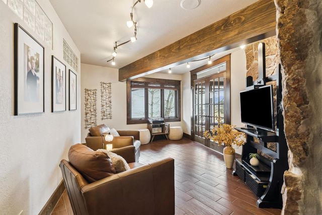 3538 Inverness Road, Waterloo, IA 50701