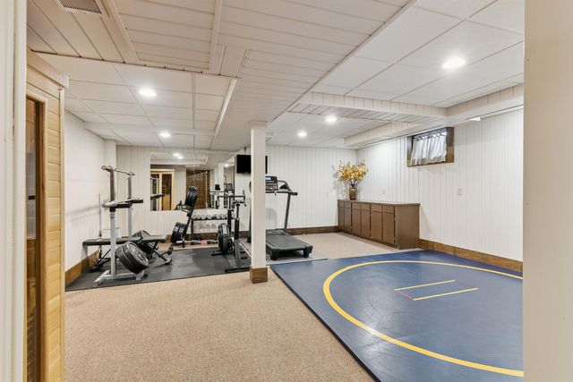 3538 Inverness Road, Waterloo, IA 50701