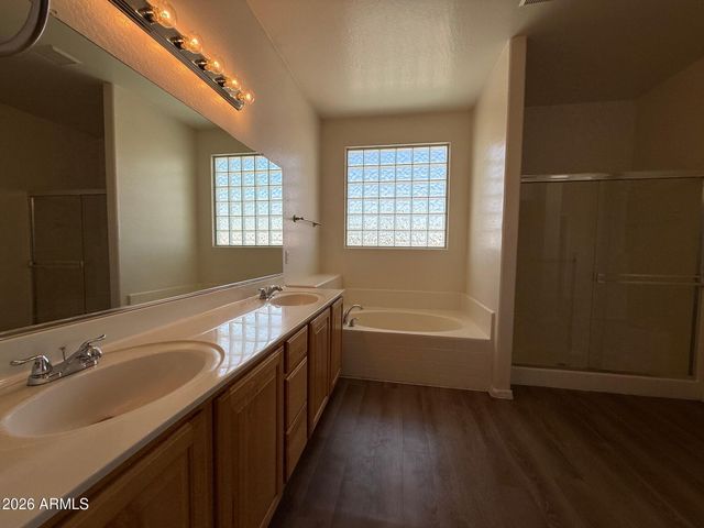 4224 S 76TH Avenue, Phoenix, AZ 85043
