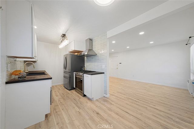 660 S Glassell Street 54, Orange, CA 92866